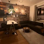 Sanierte Wohnung mit Balkon im Hochparterre